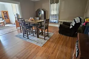 225 E Archer St, Jacksboro, TX 76458 - Photo 9