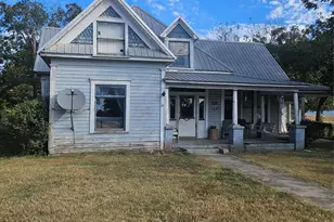 225 E Archer St, Jacksboro, TX 76458 - Photo 5