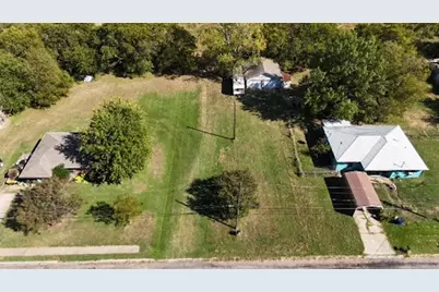 600 Depot Street, Whitesboro, TX 76273 - Photo 3