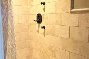 7108 Royal Gate Dr, Arlington, TX 76016 - Photo 17