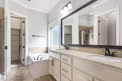 1304 Venezia Lane, Lewisville, TX 75077 - Photo 27