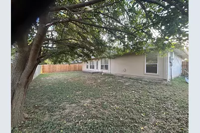 616 N Avenue C, Springtown, TX 76082 - Photo 13