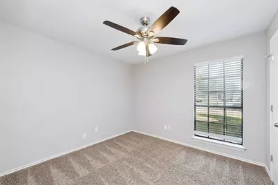 1930 Vista Oaks Drive, Carrollton, TX 75007 - Photo 9