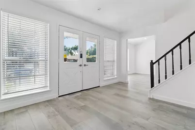 1739 Hartford Drive, Carrollton, TX 75007 - Photo 3