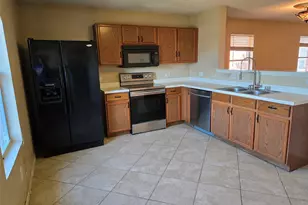 1513 Breeze Ln, Little Elm, TX 75068 - Photo 9