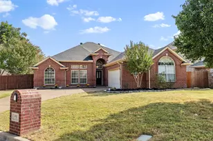 7 Equestrian Ct, Mansfield, TX 76063 - Photo 1