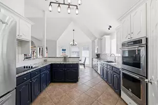 7 Equestrian Ct, Mansfield, TX 76063 - Photo 3