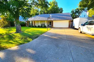 2749 Pecan Dr, Flower Mound, TX 75028 - Photo 3