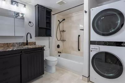 910 Houston Street #204, Fort Worth, TX 76102 - Photo 11