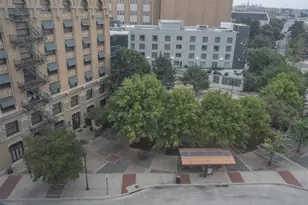 910 Houston St, Fort Worth, TX 76102 - Photo 29