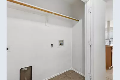 10713 Many Oaks Drive, Fort Worth, TX 76140 - Photo 13