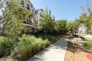 1008 Manacor Ln, Dallas, TX 75212 - Photo 27