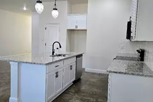 605 N Getzendaner St, Waxahachie, TX 75165 - Photo 17