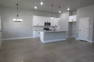 607 N Getzendaner St, Waxahachie, TX 75165 - Photo 11