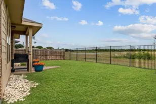 461 Creek Terrace Dr, Saginaw, TX 76131 - Photo 27