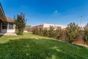 2668 Bent Tree Dr, Hurst, TX 76054 - Photo 21