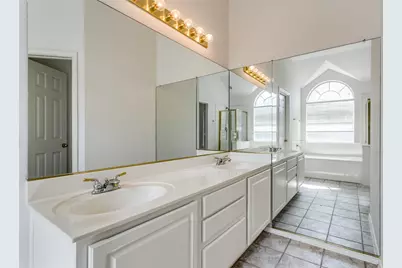 2668 Bent Tree Drive, Hurst, TX 76054 - Photo 9