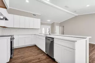 2414 Richland Dr, Garland, TX 75044 - Photo 9