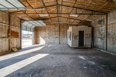 410 N Broadway Street #B, Joshua, TX 76058 - Photo 5