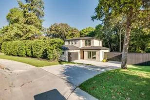 1700 Carriage Creek Dr, DeSoto, TX 75115 - Photo 1