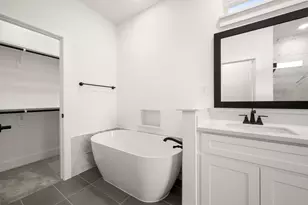 405 Newpark Blvd, DeSoto, TX 75115 - Photo 17