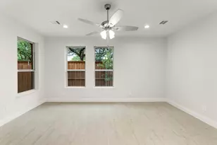 6949 Mustang Isle Dr, Dallas, TX 75228 - Photo 11