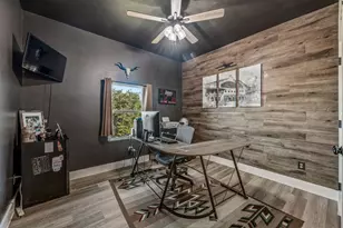 916 Devils River Dr, Granbury, TX 76048 - Photo 21