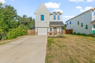 916 Devils River Dr, Granbury, TX 76048 - Photo 1