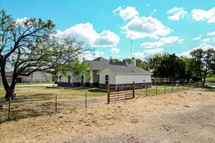 3327 Co Rd 2182, Greenville, TX 75402 - Photo 3