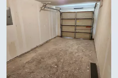 1104 Cottonwood Valley Road, Wilmer, TX 75172 - Photo 9