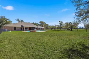 113 Green Oaks Ct, Hudson Oaks, TX 76087 - Photo 39