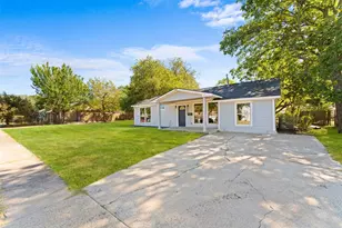 326 Brownlee, Dallas, TX 75224 - Photo 3