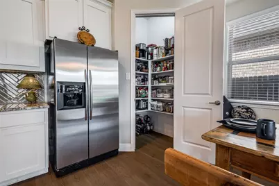 2706 Point Vista Drive, Lewisville, TX 75067 - Photo 7