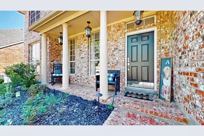 2725 Green Oak Court, Highland Village, TX 75077 - Photo 3
