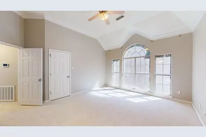 2725 Green Oak Court, Highland Village, TX 75077 - Photo 21
