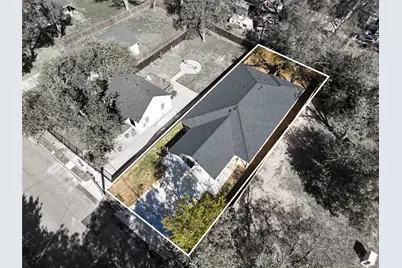 1105 N 11th Street, Waco, TX 76707 - Photo 3