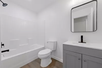 1105 N 11th Street, Waco, TX 76707 - Photo 11