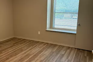 2510 Cedarcrest Ct, Granbury, TX 76048 - Photo 13