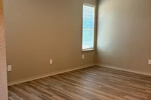 2510 Cedarcrest Ct, Granbury, TX 76048 - Photo 15