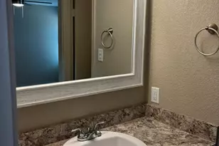 2510 Cedarcrest Ct, Granbury, TX 76048 - Photo 19