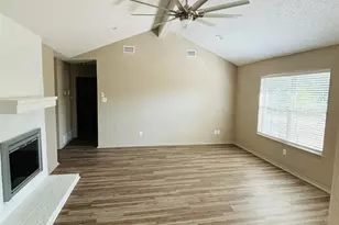 2510 Cedarcrest Ct, Granbury, TX 76048 - Photo 3