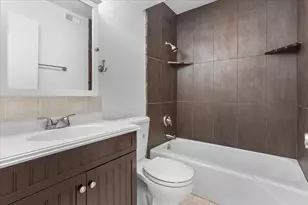 5720 Meadow Wood Ln, Fort Worth, TX 76112 - Photo 17