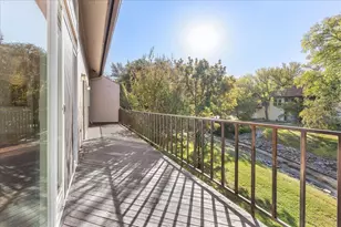 5720 Meadow Wood Ln, Fort Worth, TX 76112 - Photo 27