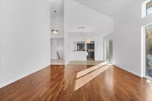 5720 Meadow Wood Ln, Fort Worth, TX 76112 - Photo 7