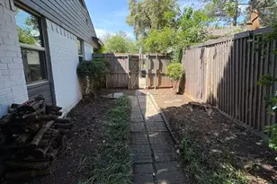 1400 Meadowcrest Dr, Plano, TX 75075 - Photo 13