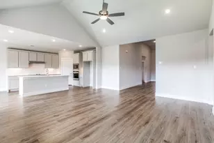 231 Frio Dr, Waxahachie, TX 75165 - Photo 5