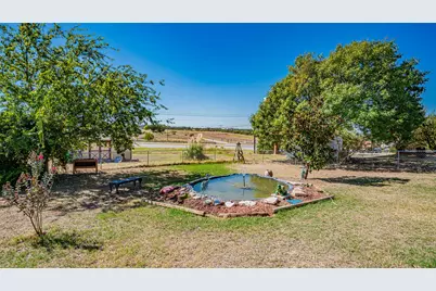 3903 Frisco Circle, Granbury, TX 76048 - Photo 11