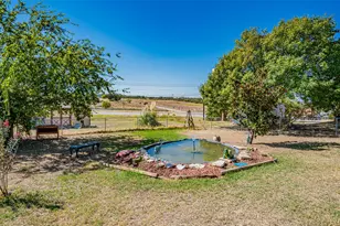 3903 Frisco Cir, Granbury, TX 76048 - Photo 11