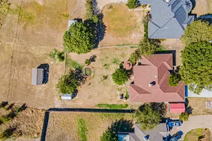 3903 Frisco Cir, Granbury, TX 76048 - Photo 13