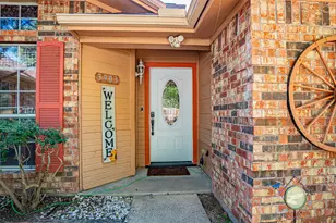 3903 Frisco Cir, Granbury, TX 76048 - Photo 5